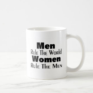 Caneca De Café Os homens ordenam as mulheres do mundo ordenam os