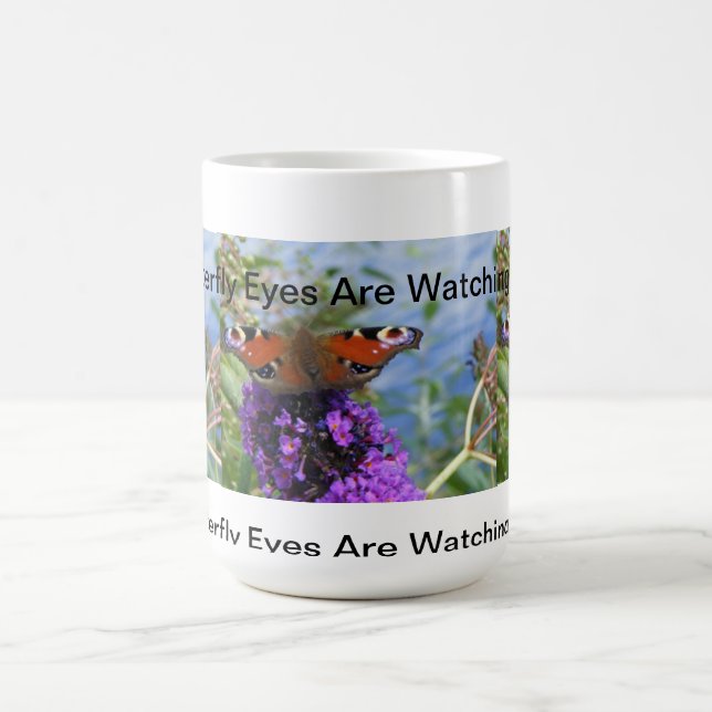 Caneca De Café Os olhos da borboleta estão olhando-o agredir (Centro)