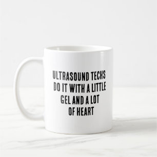 Caneca De Café Os técnicos do ultrassom fazem-no com um pequeno g