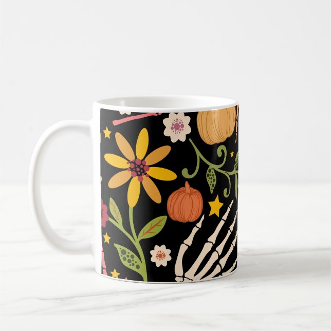 Caneca De Café Ossos de Halloween, padrão floral uniforme. (Esquerda)