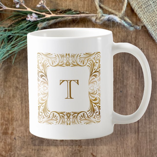 Caneca De Café Ouro Elegante Monograma Personalizado John 3:16 Na (Personalized Elegant monogram mug with original golden design and editable John 3:16 Bible Verse. )