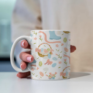 Caneca De Café Ovos De Felz pascoa Coloridos Na Cesta De Primaver