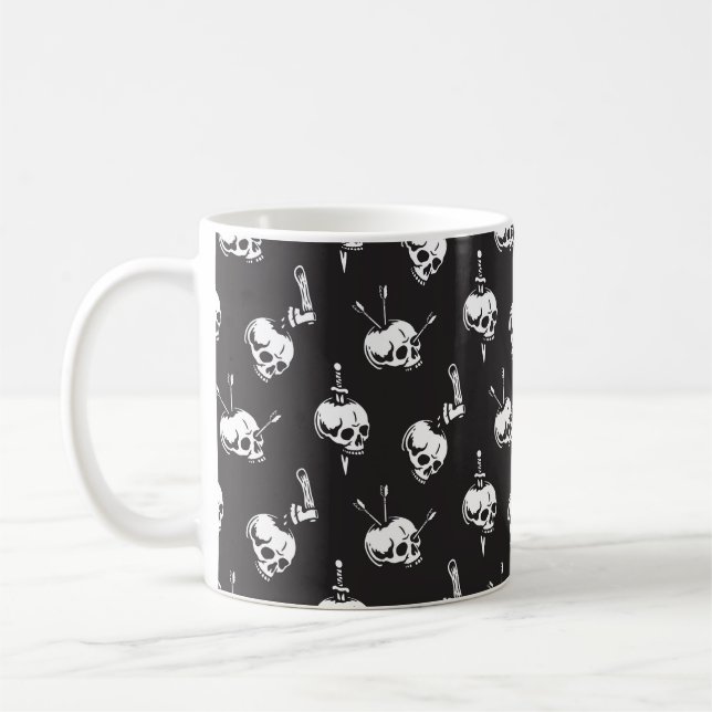 Caneca De Café Padrão Crânio com Armas: Fundo Escuro. (Esquerda)