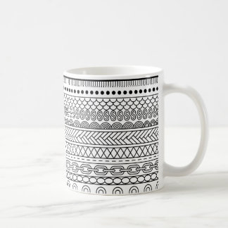 Caneca De Café Padrão de Amostragem de Borda Geométrica Preto e B