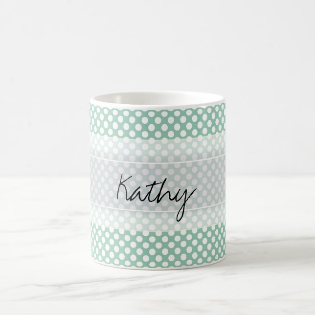 Caneca De Café Padrão de Bolinhas Chic Cute Verde Monograma (Centro)