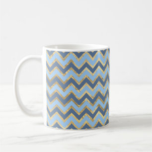 Caneca De Café Padrão de Chevron Azul e Dourado Elegante