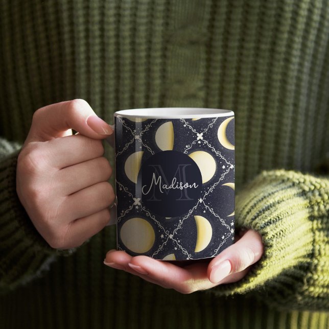 Caneca De Café Padrão de Fases da Lua Celestial (Moon Phases Mug Pattern with Monogram)