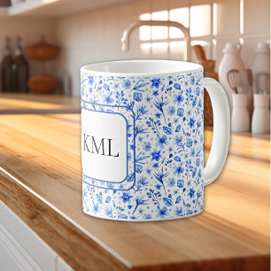 Caneca De Café Padrão de Flores e Folhas Cobalto Azul Monograma 1