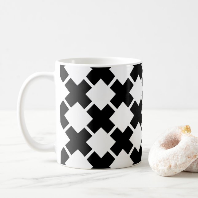 Caneca De Café Padrão de Linhas Russas Diagonais Brancas Pretas (Com Donut)