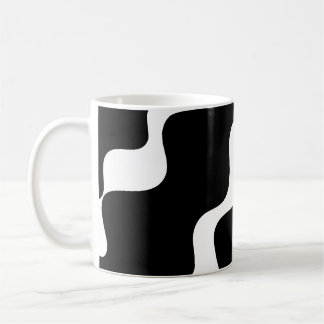 Caneca De Café Padrão de ondas ofendidas em preto e branco