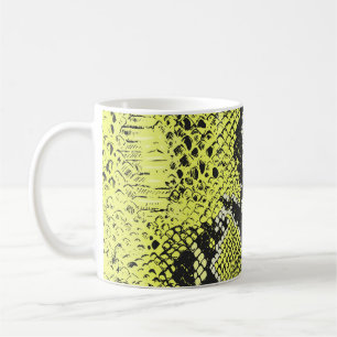 Caneca De Café Padrão de pele de animal cobra sem costura. Cobra