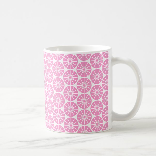 Caneca De Café Padrão de Roda Estelar - Rosa sobre Branco (Direita)