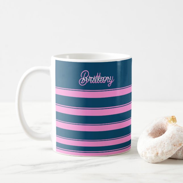 Caneca De Café Padrão de Stripes Azul e Rosa Personalizado (Com Donut)