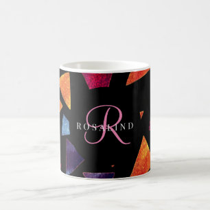 Caneca De Café Padrão de Triângulos Coloridos Elegantes Monograma