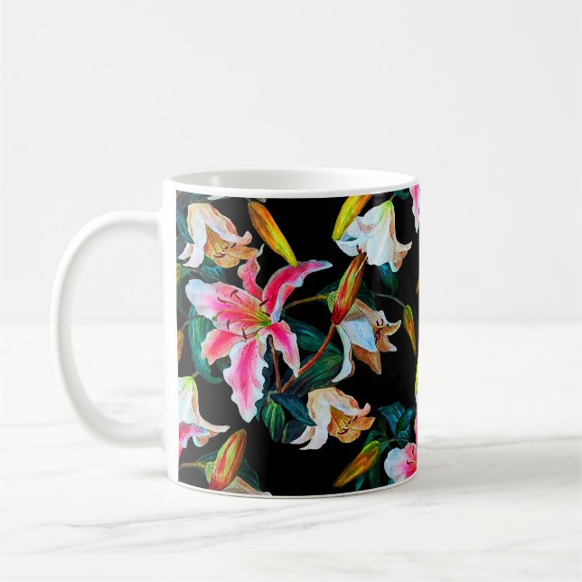 Caneca De Café Padrão floral sem costura. Lily branca e rosa numa (Esquerda)