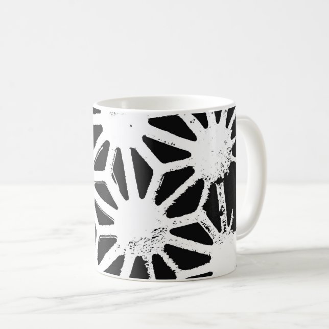Caneca De Café Padrão geométrico preto e branco (Frente Esquerda)