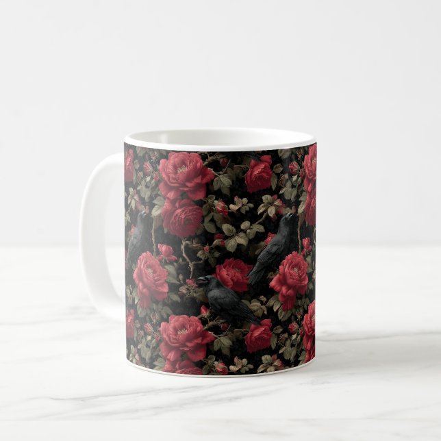 Caneca De Café Padrão Gótico com Rosas vermelhas e Corvos (Frente Esquerda)