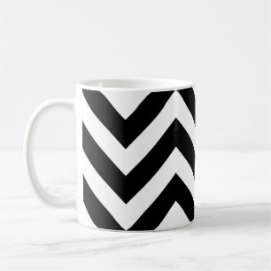 Caneca De Café Padrão Horizontal Grande do Chevron Preto e Branco