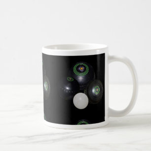 Caneca De Café Padrão Preto E Branco De Bolinhos,