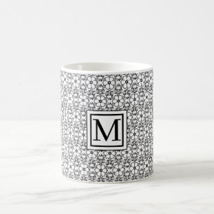 Caneca De Café Padrões de Flor Preto e Branco Monograma