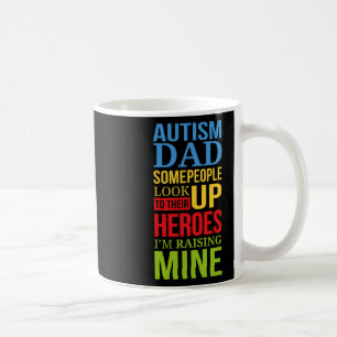 Caneca De Café Pai de Autista Pessoas Procuram Seus Heróis Criand
