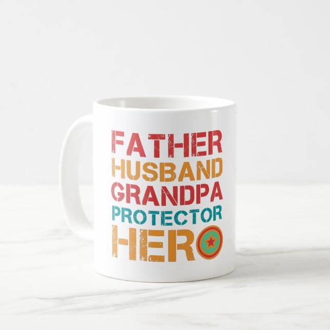 CANECA DE CAFÉ PAI HUSBAND GRANDPA PROTECTOR HERO (Frente Esquerda)