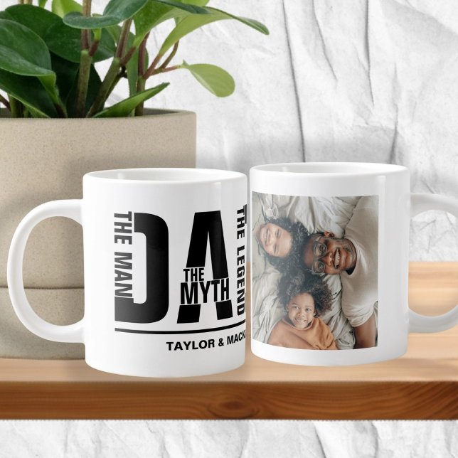 Caneca De Café Pai O Homem O Mito A Legenda Personalizada (Dad The Man The Myth The Legend Personalized Coffee Mug by Ricaso. Add your own photograph and text
)