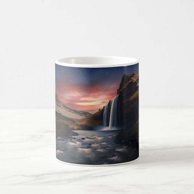 Caneca De Café paisagem de cascata na Islândia (Centro)