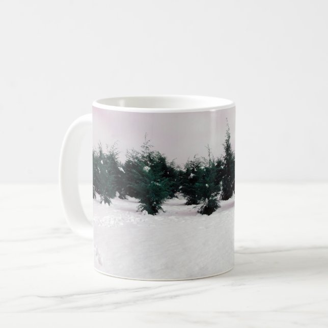 Caneca De Café Paisagem de inverno com larchas na neve (Frente Esquerda)