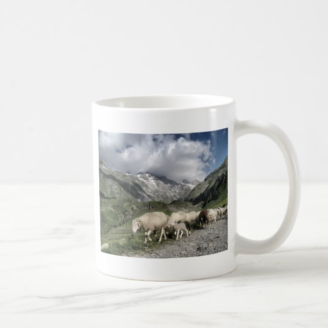 Caneca De Café paisagem de pirenéus (Direita)