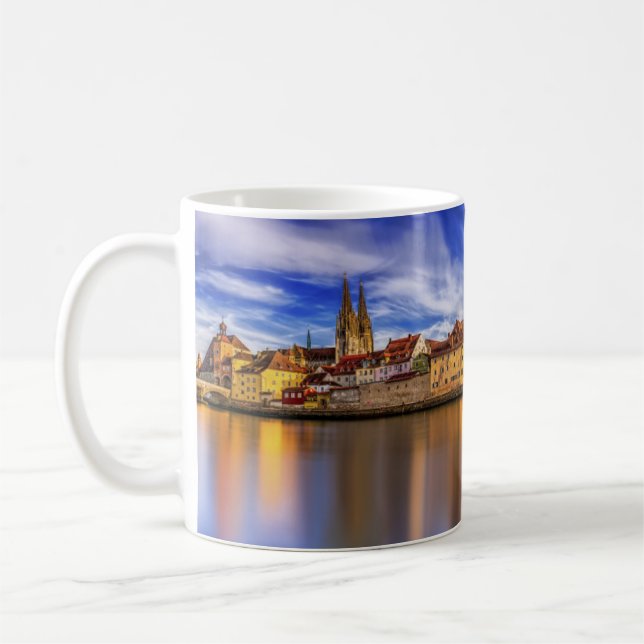 Caneca De Café Panorâmica View Danúbio River Regensburg Alemanha (Esquerda)