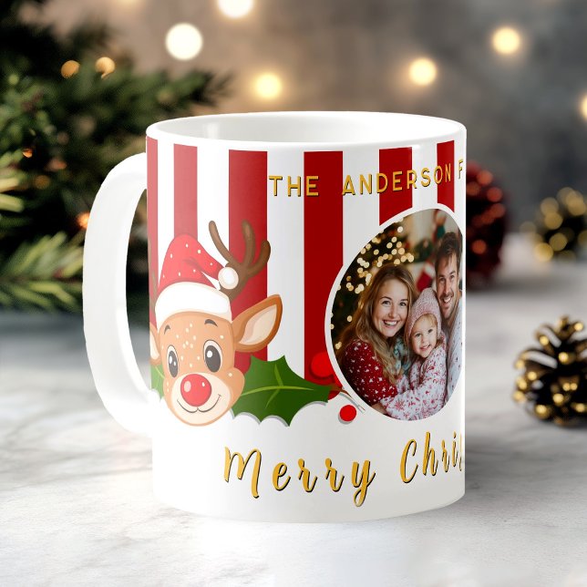Caneca De Café Papais noeis Grafos Reindeer & Holly Foto da Famíl (Christmas Cute Santa Reindeer & Holly Family Photo Mug)