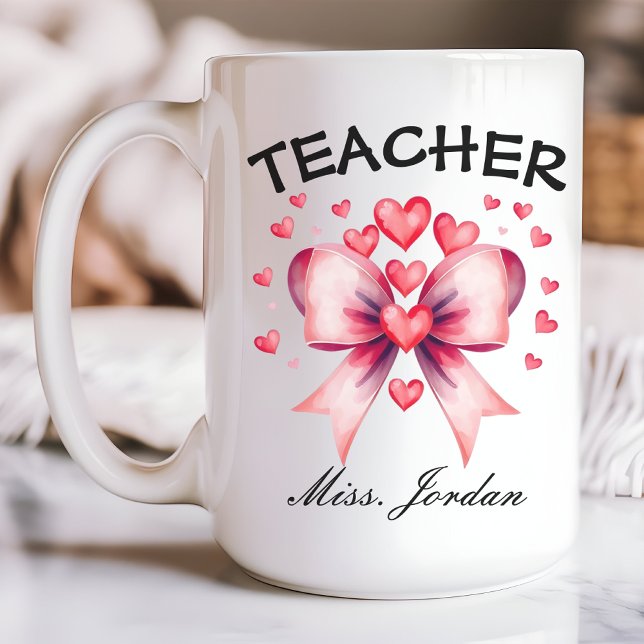 Caneca de Café para Professores no Dia dos Namorad (teacher Valentine’s mug, custom name mug, coquette bow mug, Valentine’s gift for teacher, )