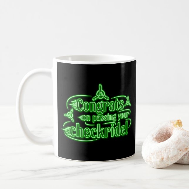 Caneca De Café Parabéns por ter passado o cheque! (Com Donut)