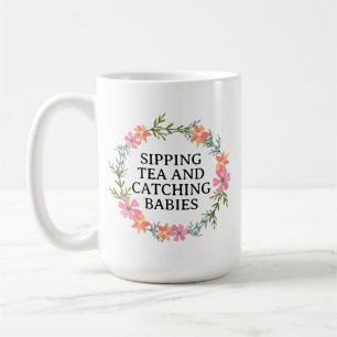 Caneca De Café Parteira, Enfermeira de Obstetrícia BEBENDO CHÁ E