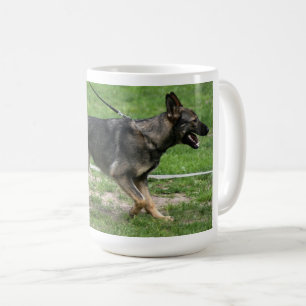 Caneca De Café pastor alemão sable andando