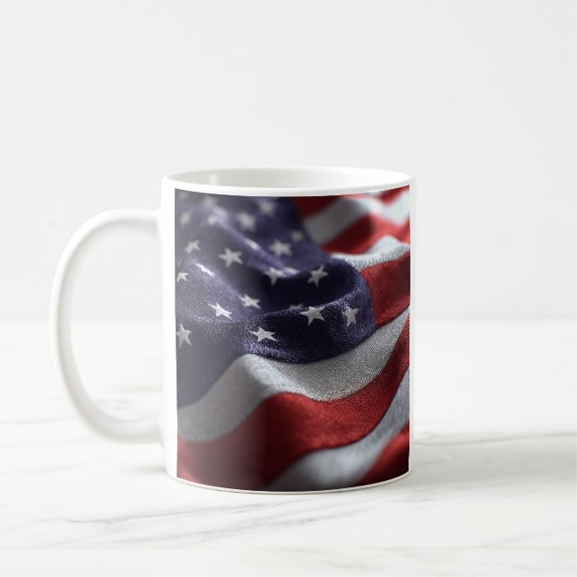 Caneca De Café patriota acenando bandeira americana Coffee Mug (Esquerda)