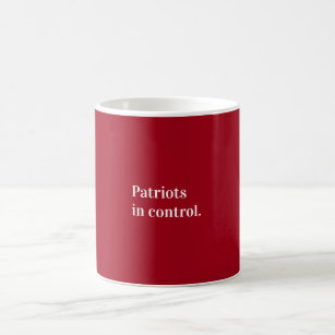 Caneca De Café Patriotas no controle.