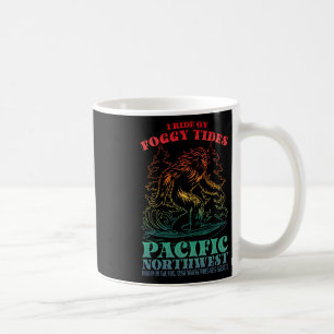 Caneca De Café Pé Grande Surfe I Surfo Nas Marés Nebulosas Pacífi