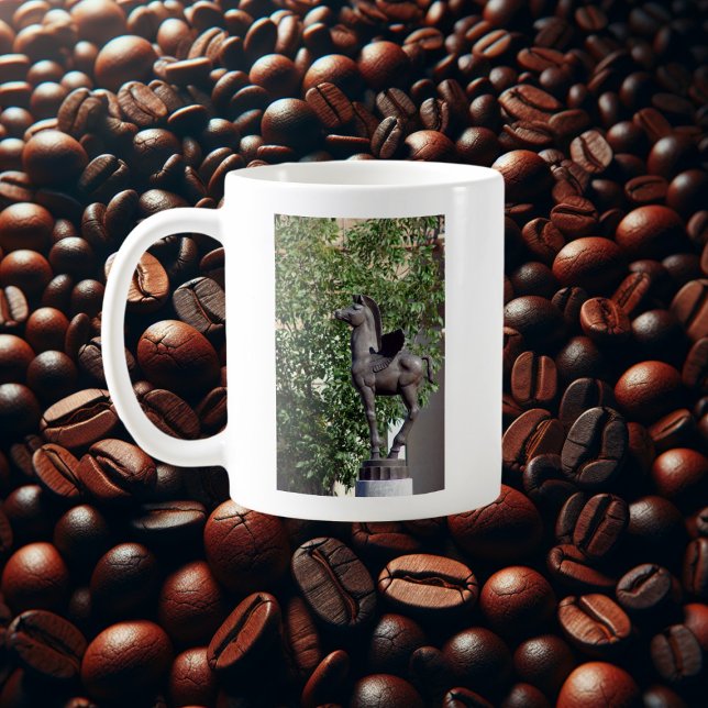 Caneca De Café Pegasus no Plaza (Criador carregado)