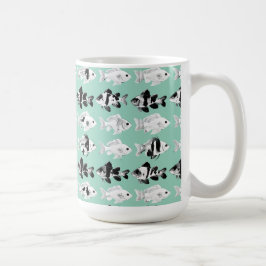 Caneca De Café Peixe preto e branco em fundo azul-turquesa