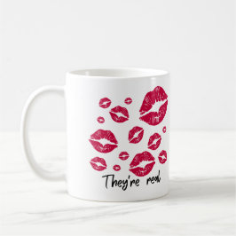 Caneca De Café "Pequena Senhorita Pato Lábios"