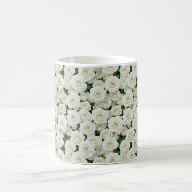 Caneca De Café Pequenas Rosas Brancas (Centro)