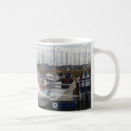 Caneca De Café Pequeno barco a motor apanhando o sol