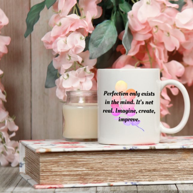 Caneca De Café PERFECTION IS NOT REAL MOTIVATION Coffee Mug (Criador carregado)