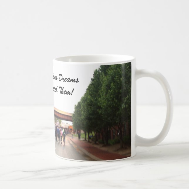 Caneca De Café Perseguir Sonhos Mug (Direita)