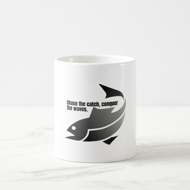 Caneca De Café Persiga a captura, conquiste as ondas. (Centro)
