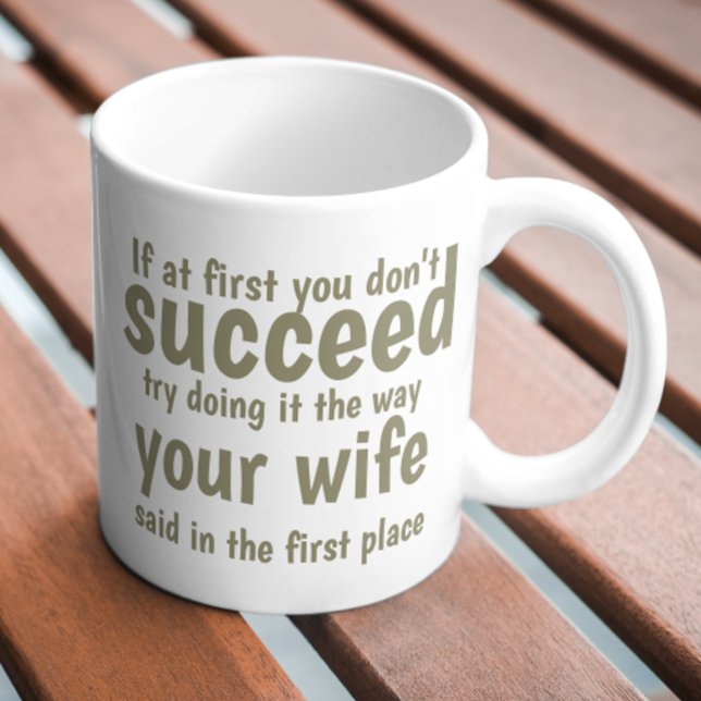 Caneca De Café Personalizado Se no início você não tiver sucesso (Personalized If at first you don't succeed Coffee Mug by Ricaso. Add your own text to this funny mug)