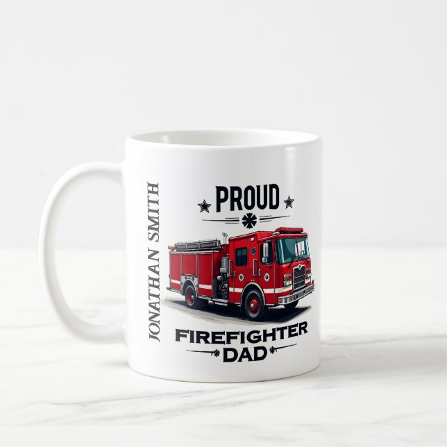 Caneca De Café Personalized Firefighter Dad Name W/ Firetruck (Esquerda)