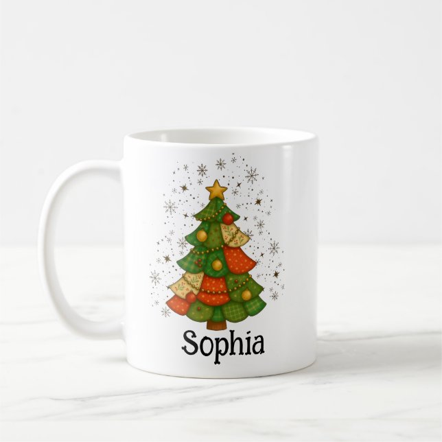 Caneca De Café Personalized Patchwork Christmas Tree Holiday Cup  (Esquerda)